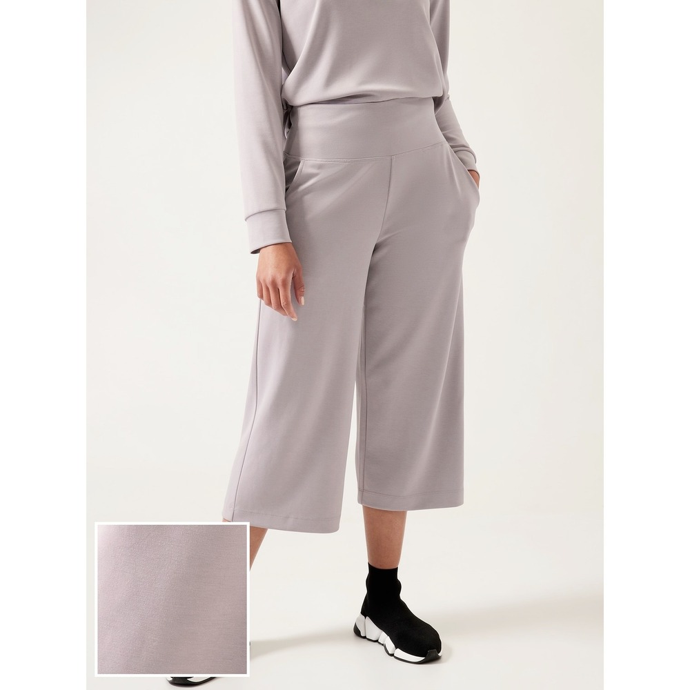 Athleta Seasoft Wide Leg Crop Pants Tinsel Purple S Casual Travel Lightweight